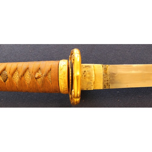 93 - WW2 Japanese Army officer's Shin-Gunto and scabbard, bright golden finish to tsuba, seppa, fuchi, po... 