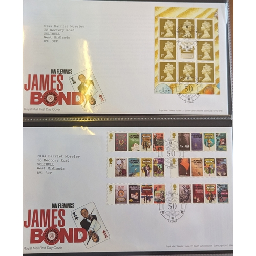 264 - QEII coln in 7 Royal Mail First Day Covers albums, incl 2000-2008 commens and defin issues. Viewing ... 