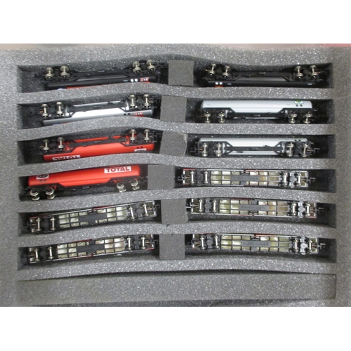 398 - N Gauge unboxed collection of mainly coaches and wagons, few locos, generally good plus to excellent... 