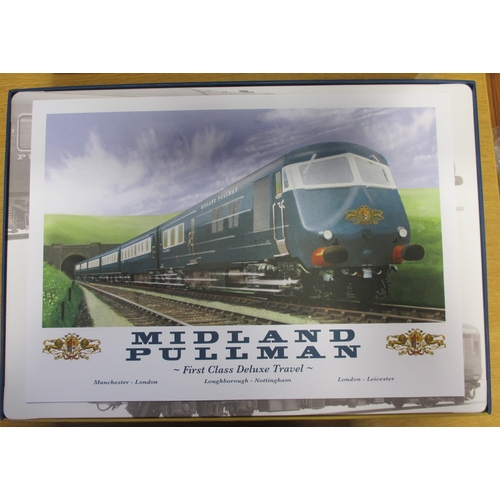 433 - Graham Farish. N gauge Midland Pullman Train Pack No. 370-425, including Midland Pullman 6-car Unit,... 