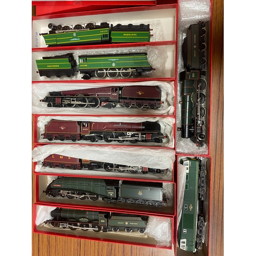 439 - Collection of unboxed OO gauge including locomotives, coaches, wagons, some boxed locomotives, empty... 