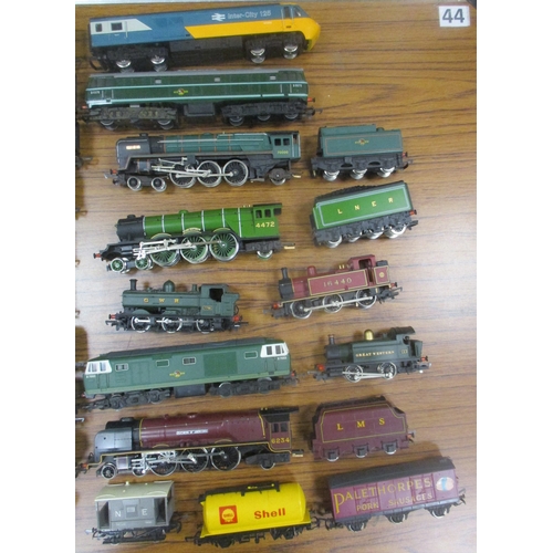 460 - Unboxed collection of OO gauge locomotives, coaches and wagons, generally excellent, including 4-6-2... 