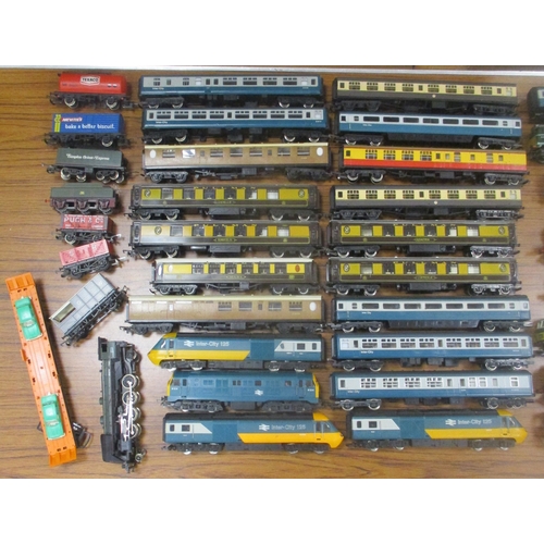 460 - Unboxed collection of OO gauge locomotives, coaches and wagons, generally excellent, including 4-6-2... 