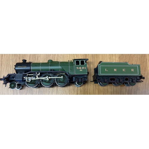 483 - A.B.S Models. Range of OO gauge kit built tank locomotives, with Thompson Class L1 LNER 9008 2-6-4 b... 