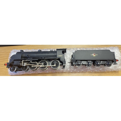 496 - Kit Built. DJH. Three OO gauge black locomotives with steam with tender St Albans Head 32426 4-4-2 w... 