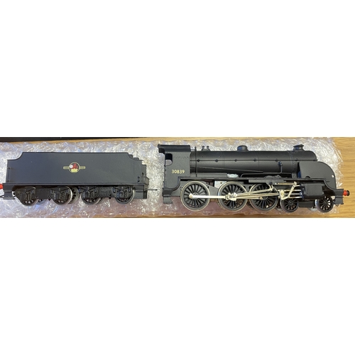 496 - Kit Built. DJH. Three OO gauge black locomotives with steam with tender St Albans Head 32426 4-4-2 w... 