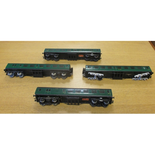 504 - Exley Misc. OO gauge Southern Railways unboxed 4-Car EMU, generally good plus, with motorised coach ... 