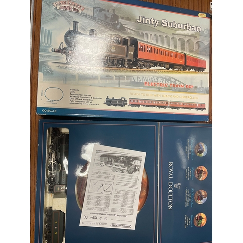 530 - Hornby. Collection of OO gauge sets including DCC ready (1), Limited Edition (2), Time For A Change ... 