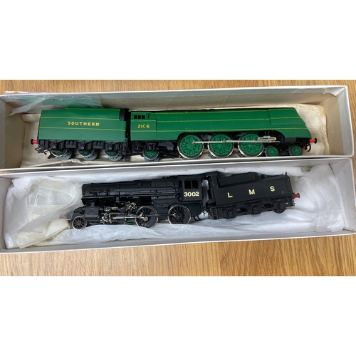 558 - Kit Built. Millholme Models. Range of OO gauge steam locomotives with tenders with 3002 2-6-0 No MM8... 