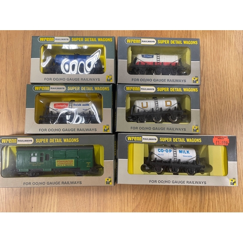 575 - Wrenn. Collection of boxed OO gauge wagons including Milk Wagons United Dairies No W4657, 6-wheeled ... 