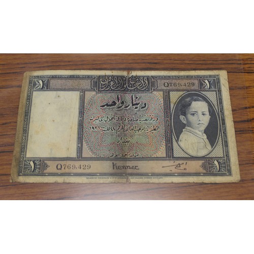 419 - Iraq. Kennet/ Ata Amin 1931 (1942) 1 dinar Q769429 poor. (Krause 18a) (See photo) (N)