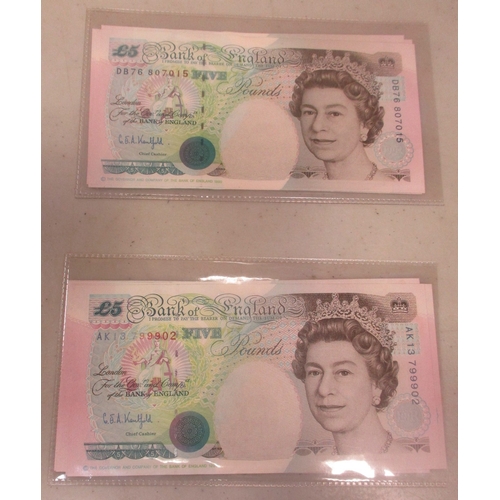 401 - G.E.A. Kentfield. Pair of uncirculated £5 ranges, with AK13 (5) and consecutive DB76 807015 to ...02... 