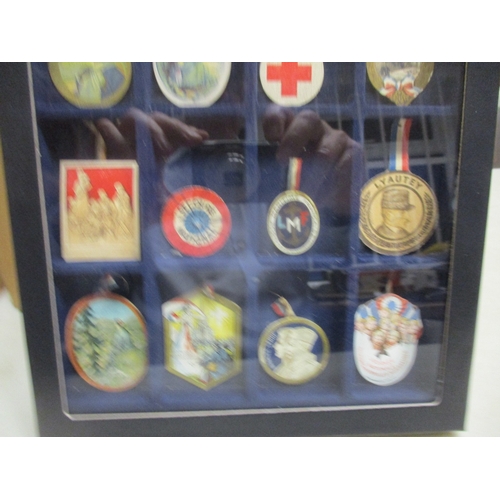 133 - France. Collection of patriotic and fund raising paper and card pins in 3 trays, with Soldiers Days,... 