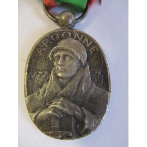 134 - France. Rare Argonne & Vauquois Veterans Medal, soldier with Argonne above, reverse War Memorial Vau... 