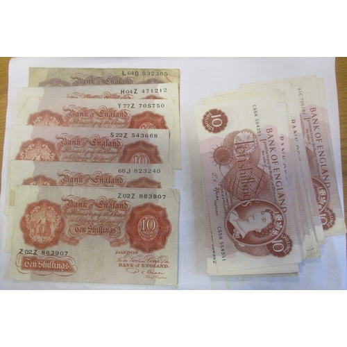 298 - Collection of 10/- banknotes, ranging from Peppiatt to Fforde, generally very fine to extremely fine... 