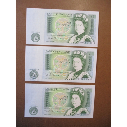 300 - Range on leaves with Somerset £1 DT42 uncirculated (3 consecutive) one with double thickness paper a... 