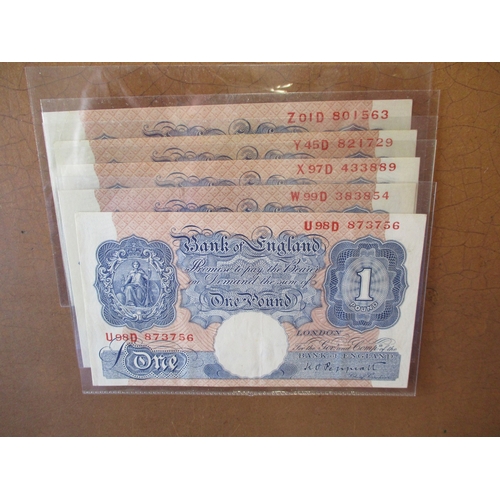 323 - K.O. Peppiatt. 1940 £1 blue complete collection of different lettered prefixes A08D to Z01D includin... 