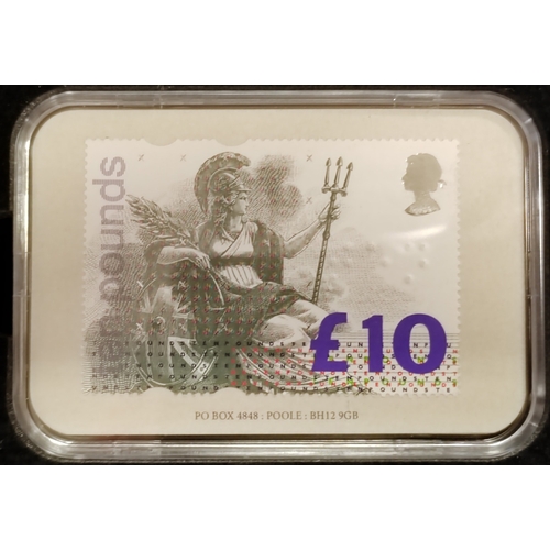 596 - 2022 1oz platinum Britannia bullion finish and 1993 £10 Britannia stamp both encapsulated presented ... 