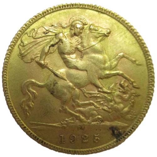 713 - Investment Gold lot - documents required. 1925SA half sovereign nearly very fine. (Y)