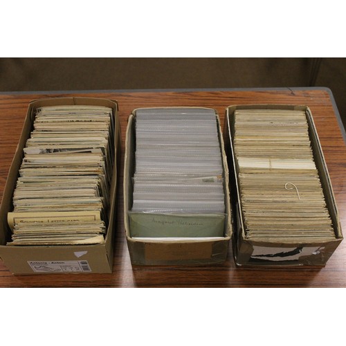 39 - Misc. coln. of assorted UK and subject cards all unsorted with better cards throughout. Needs viewin... 