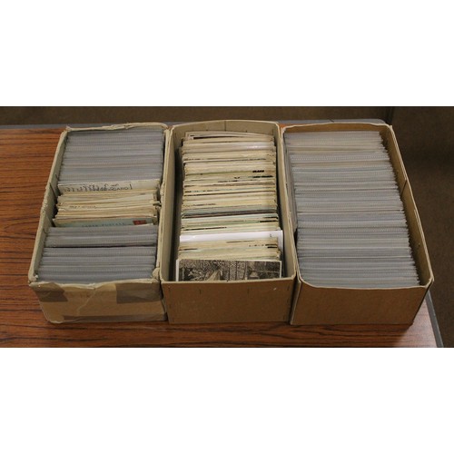 39 - Misc. coln. of assorted UK and subject cards all unsorted with better cards throughout. Needs viewin... 