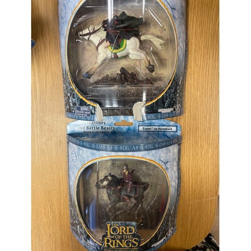 158 - The Lord Of The Rings. Collection of boxed Armies of Middle-Earth Warriors and Battle Beasts No 4800... 