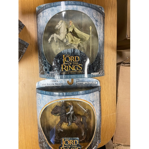 159 - The Lord Of The Rings. Collection of boxed Armies of Middle-Earth Warriors and Battle Beasts No 4800... 