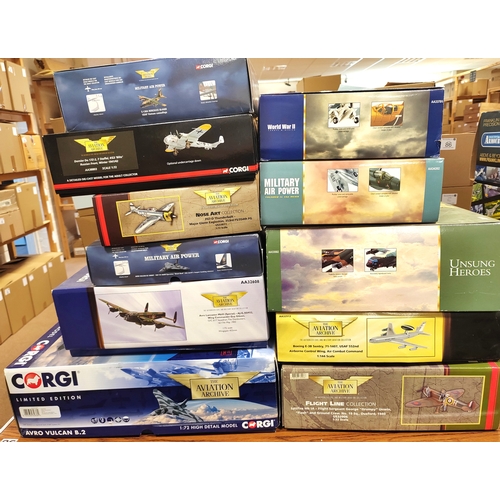 186 - Collection of 1:32, 1:48, 1:72 scale model aeroplanes generally good to good plus in good to excelle... 