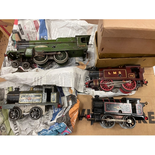 388 - Hornby. Collection of O gauge including clockwork sets with keys (2), clockwork locomotives with rep... 