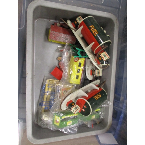 155 - Unboxed collection including Thomas and Friends, other trains and McDonald's toys generally good. Qt... 