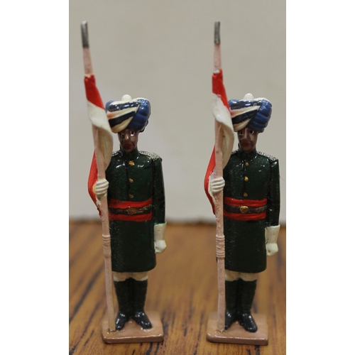 170 - Collection of unboxed metal soldiers consisting of infantry, cavalry, etc. generally very good. Qty ... 