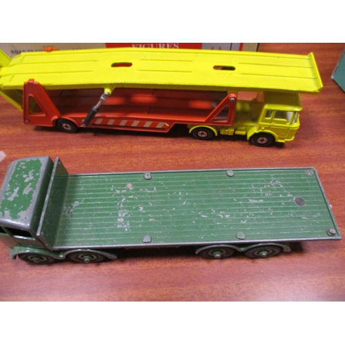 199 - Collection including Corgi Showmans Caravan No 31702, trailer and Dodgem No 15901, trailer caravan N... 