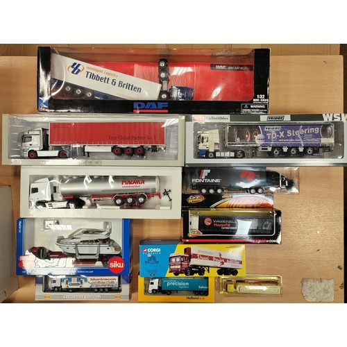 236 - Collection of trucks mint in very good to excellent boxes of various sizes with AutoModelle, Corgi, ... 