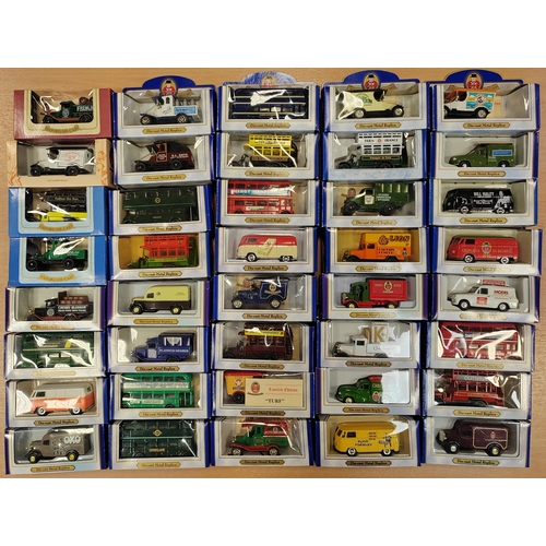 246 - Collection of cars, buses, vans etc. mint in generally excellent boxes with Corgi (15), Oxford (56) ... 