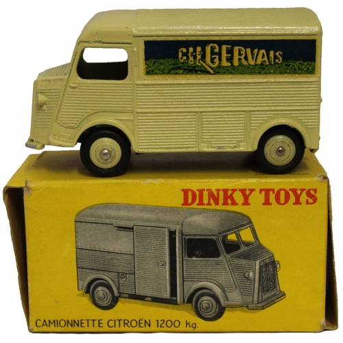 319 - French Dinky. Camionmette Citroen No 25CG 