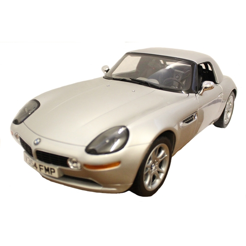 328 - Kyosho. 1/12 scale James Bond's BMW Z8 from 'The World is Not Enough', silver-grey, black, chrome tr... 