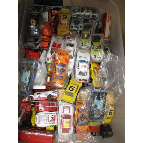 337 - Matchbox. Unboxed collection including military, service vehicles, sports cars etc generally good to... 