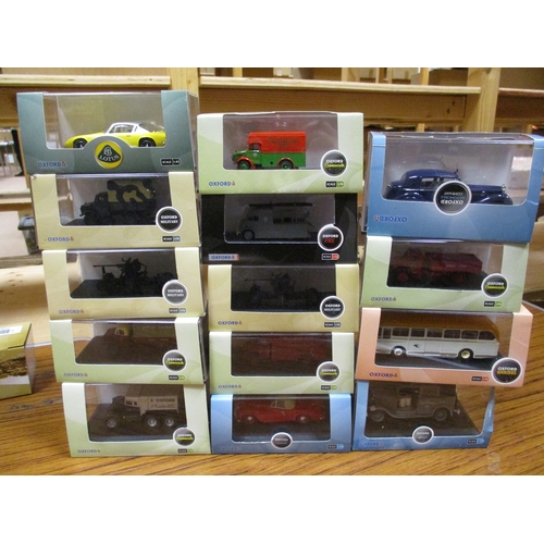 348 - Oxford Die Cast. Collection of 1/43 scale with Automobile, Commercials, Military, Omnibus generally ... 