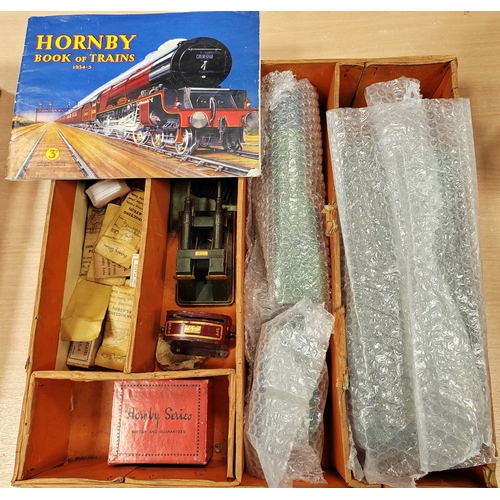 389 - Hornby. Flying Scotsman No.3 C L.N.E.R clockwork set, good in good box plus 1 inch gauge steam locom... 