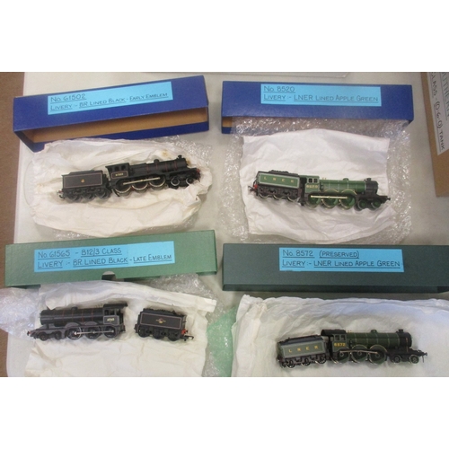 405 - Range of OO gauge B12 Class 4-6-0 locomotives and tenders, generally mint in excellent to near mint ... 