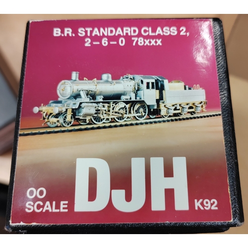 452 - DJH. OO gauge kit built B.R standard class 2 2-6-0 locomotive and tender No.K92 livery BR lined blac... 