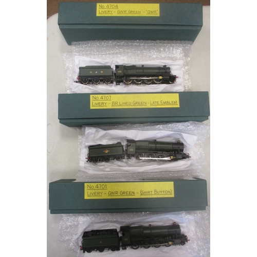 559 - P.D.K Models. Range of OO gauge kit built 2-8-0 Express Freight locomotives with tenders, generally ... 