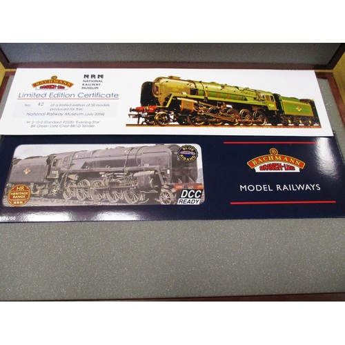 641 - Bachmann. Range of OO gauge including DCC ready steam locomotive with tender Evening Star 92220 2-10... 