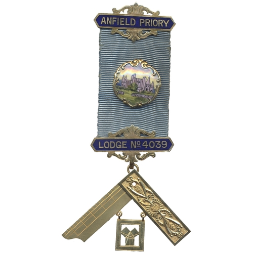 78 - 1939-40 Anfield Priory Lodge No 4039 Masonic gold and enamel jewel, jewel is 14ct gold and the 2 sus... 