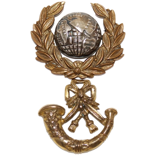 146 - Royal Marine Light Infantry Officer's two part cap badge, circa 1918-21 just prior to amalgamation, ... 