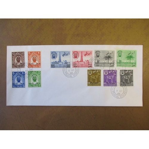 16 - Middle East. M/U coln in 2 stockbooks and loose, incl Abu Dhabi, Muscat and Oman, Qatar. 1964 Abu Dh... 