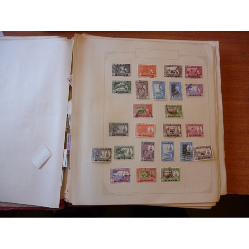 45 - BC, QV-QEII in old SG albums and on loose leaves. Incl a large mixed unsorted range of items, furthe... 