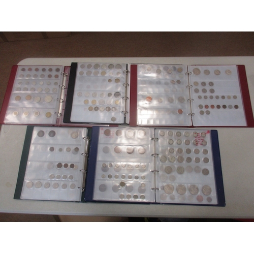 678 - Collection of 20th century circulated coins in 5 albums, generally fair/fine to very fine, with rang... 