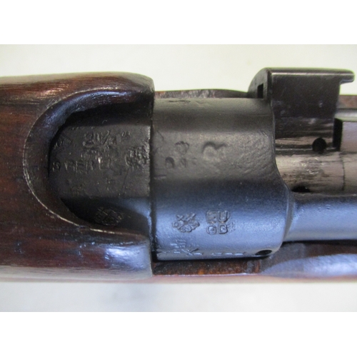 84 - 1915 Enfield SMLE Mk III rifle No 7975, butt socket marked crown/G.R./Enfield/1915/Sht L.E./III*, ra... 