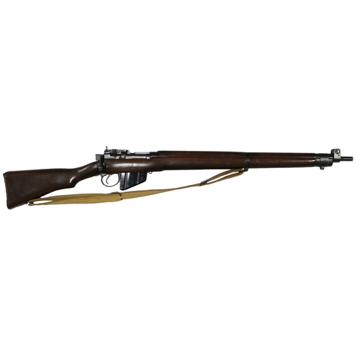 85 - 1950 C No 4 Mk I Long Branch .303 bolt action rifle No 92L8350, Canadian made from dark walnut wood,... 